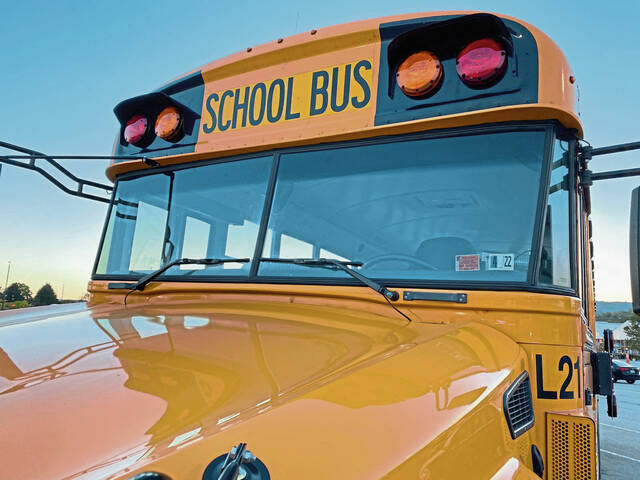 8788143_web1_web-schoolbus33