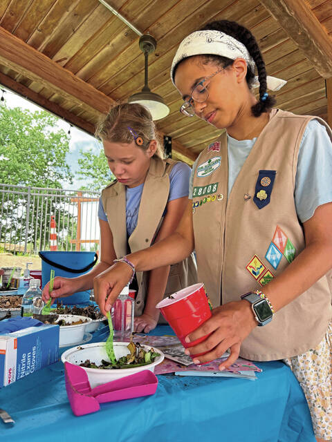 8791997_web1_naj-GirlScoutsPots-082825