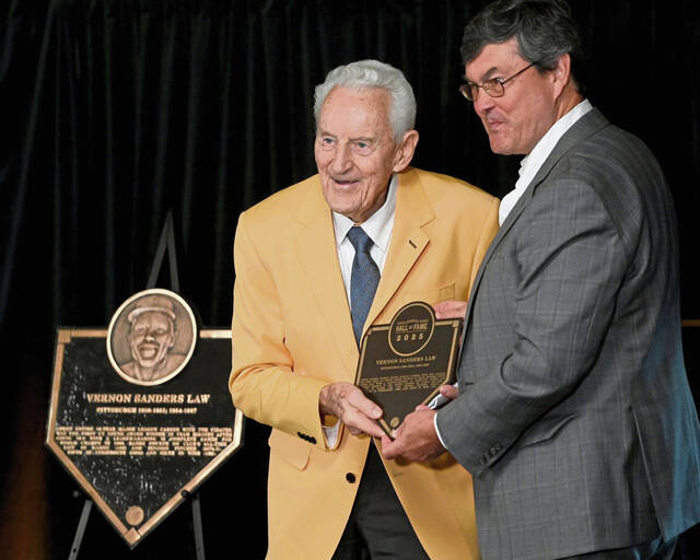 8797594_web1_ptr-BucsHOF01-082225 8797594_web1_ptr-BucsHOF01-082225