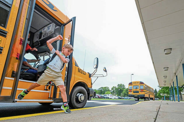 8797814_web1_gtr-HempBack2School1-082225