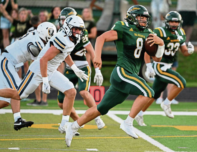 Penn-Trafford escapes with win over Norwin after controversial late fumble