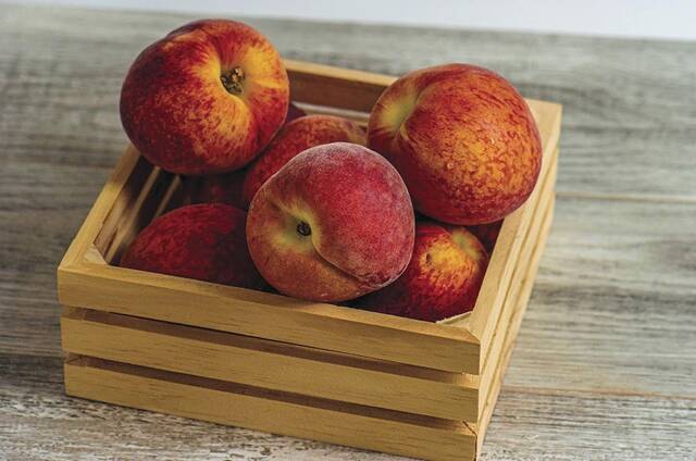 8801266_web1_Peach-basket-WEB