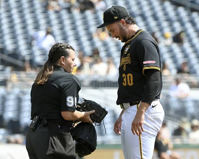 8805267_web1_ptr-BucsRockies02-082525