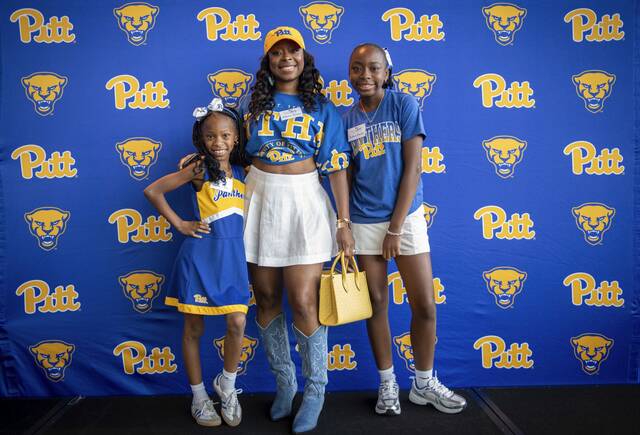 8812056_web1_ptr-PantHERSPlaybook12