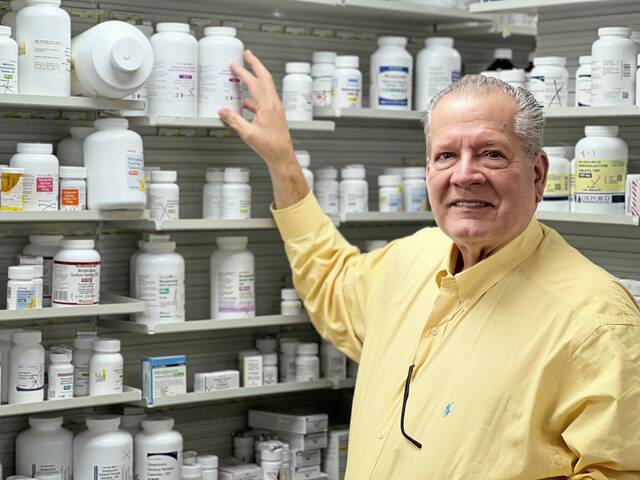 8749942_web1_her-townedrug-082125-3