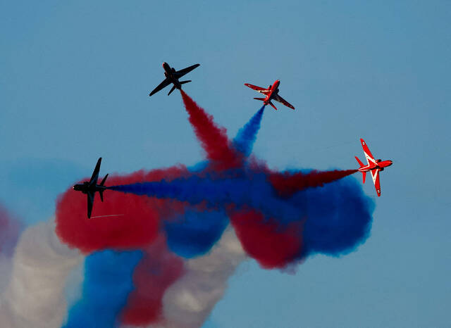 8810785_web1_2025-09-28T205839Z_386538367_RC231HAEBMB8_RTRMADP_3_MALTA-AIRSHOW