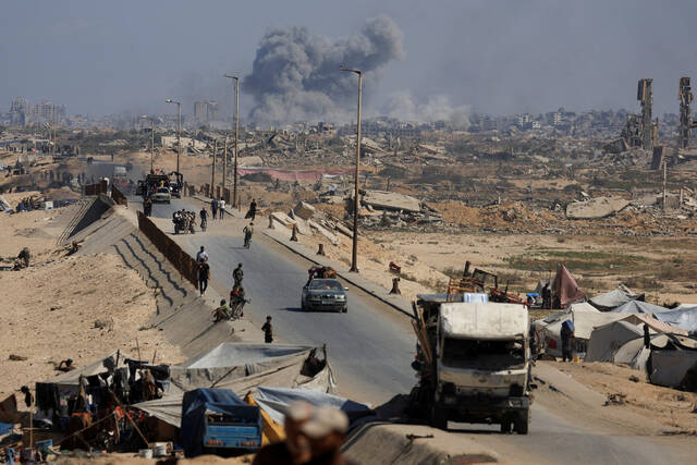 8810791_web1_2025-09-30T111843Z_1735912801_RC282HATC0FJ_RTRMADP_3_ISRAEL-PALESTINIANS-GAZA