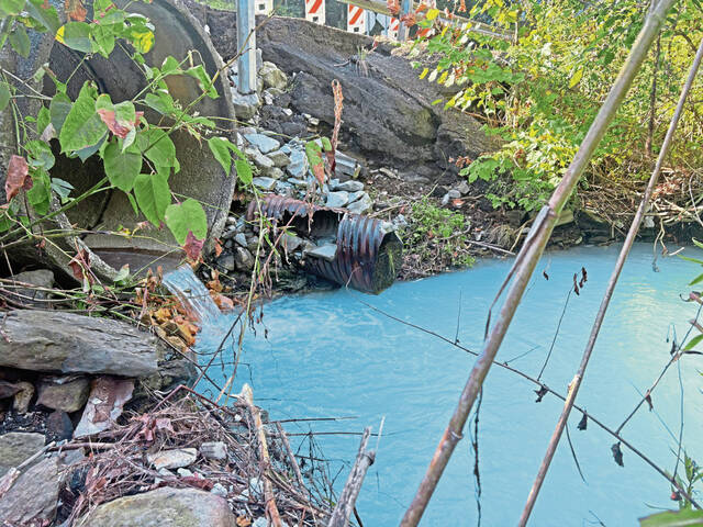 8814076_web1_te-BlueLagoon-090425
