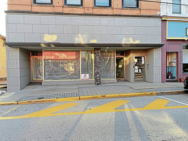 8828519_web1_Irwin-Borough-building