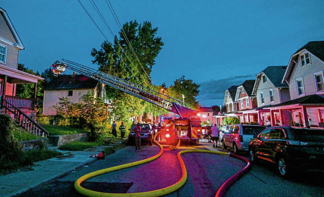 8831133_web1_VND-KennethAveFire100-082825
