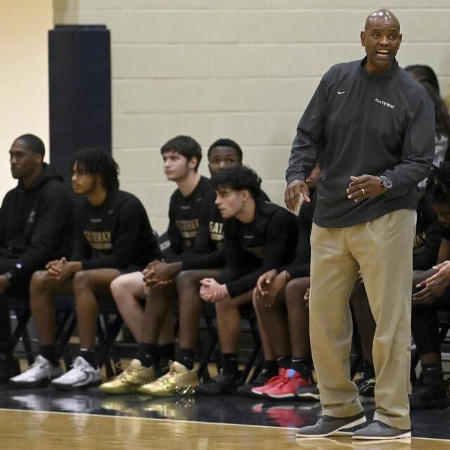 Gateway basketball coach Alvis Rogers steps down after 7 seasons