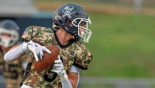 Burrell QB Perkins puts on a show in win over Mt. Pleasant