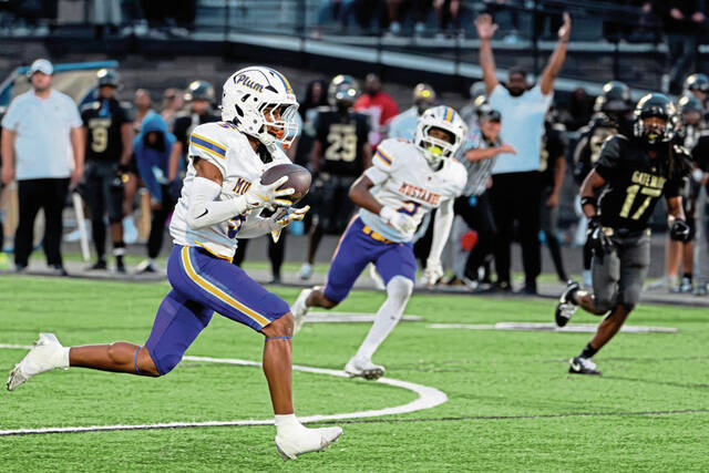 Plum ends 13-game losing skid against Gateway with well-balanced victory