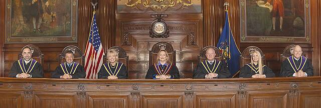 8838507_web1_supremecourt