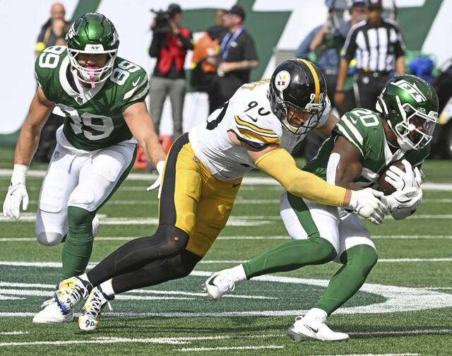 8842114_web1_ptr-Steelers19-090825