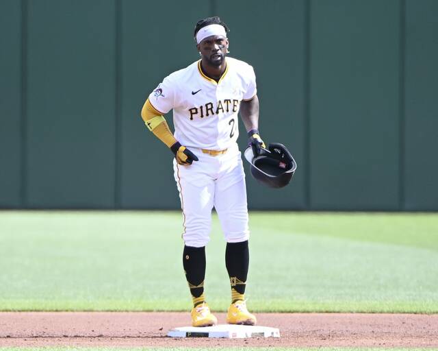 8842123_web1_ptr-BucsBrewers08-090825