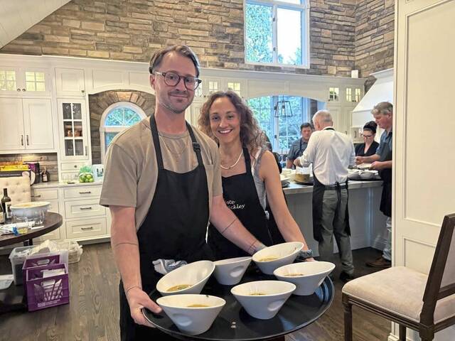 8843909_web1_sew-TasteofSewickley-2
