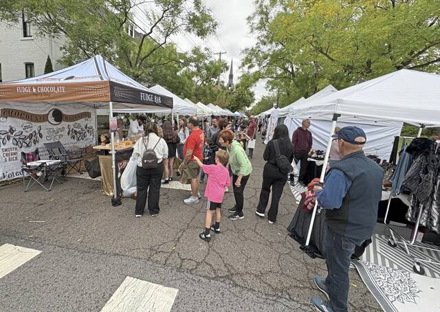 8845181_web1_SEW-SewHarvestFestival-091825