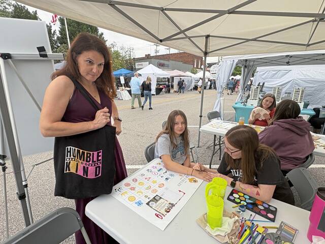 8845181_web1_SEW-SewHarvestFestival9-091825