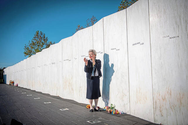 8851502_web1_gtr-flight932
