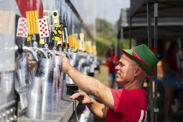8857626_web1_vnd-Oktoberfest2-091425