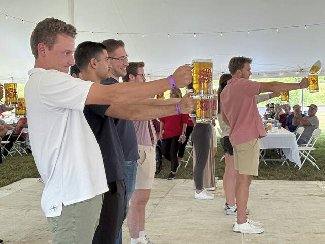 8857626_web1_vnd-oktoberfest6-091425