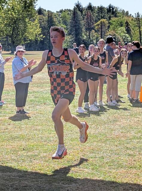 Latrobe’s Charlie Heese, Woodland Hills’ Annabel Johnson win at Kiski Area Invitational