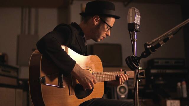 Q&A: Guitarist Ryan Lee Crosby on how he discovered Bentonia blues