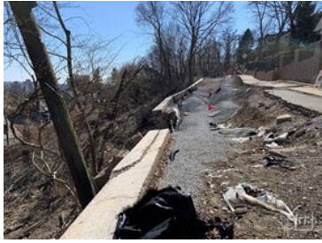 8861407_web1_landslide-close-view
