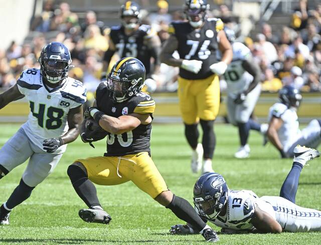 8864382_web1_ptr-Steelers14-091525