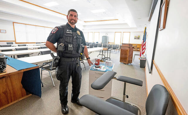 8866067_web1_gtr-PolicePhlebotomy-091625
