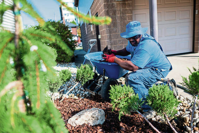 8866856_web1_vnd-weatherlandscaping2-091925