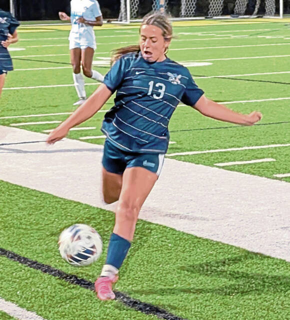 In a battle of teams unbeaten in section play, Freeport stops rival Burrell