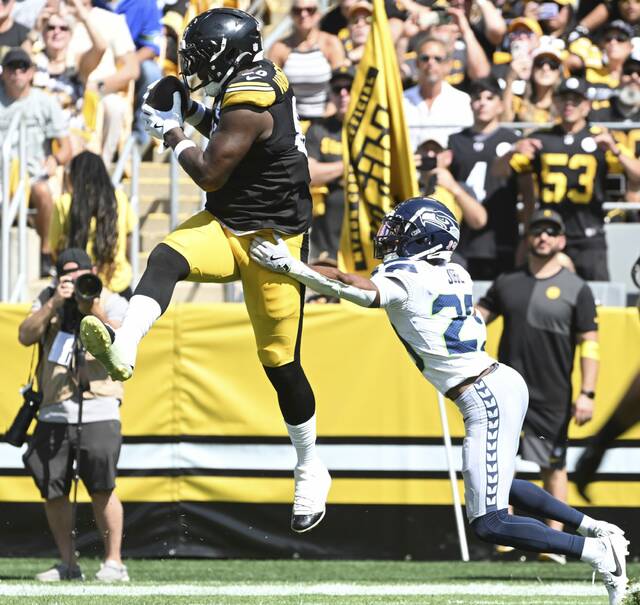 8873847_web1_ptr-Steelers18-091625