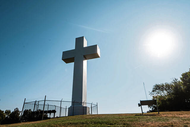8873917_web1_GTR-GreatCross1-091925