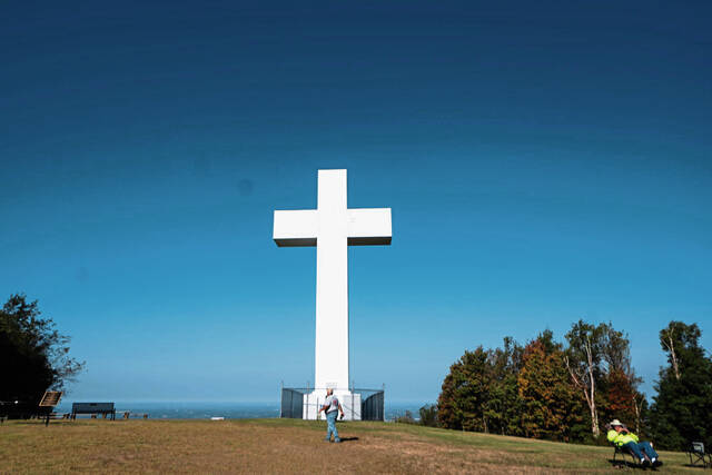 8873917_web1_GTR-GreatCross6-091925