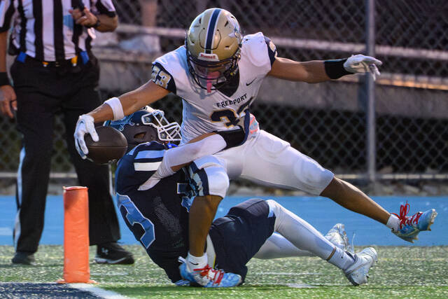 Freeport pulls away from Burrell, moves to 5-0 for 1st time in 35 years