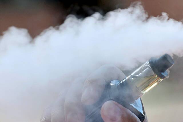 8887886_web1_web-vapingA-013120