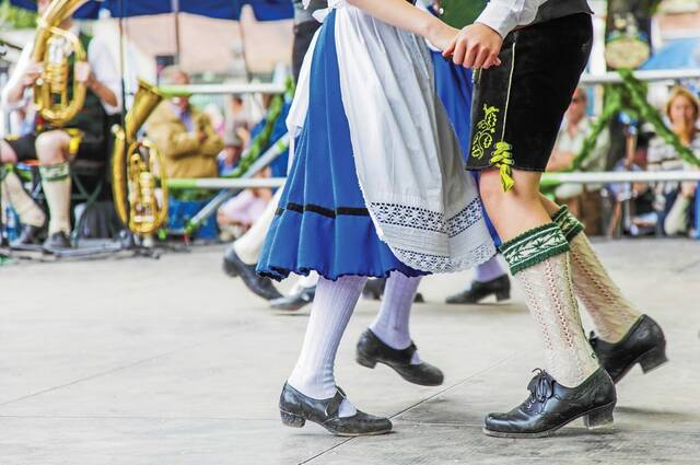 8892982_web1_Polka-Oktoberfest