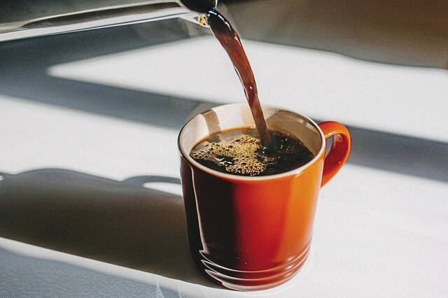 8893946_web1_Coffee-cup-WEB