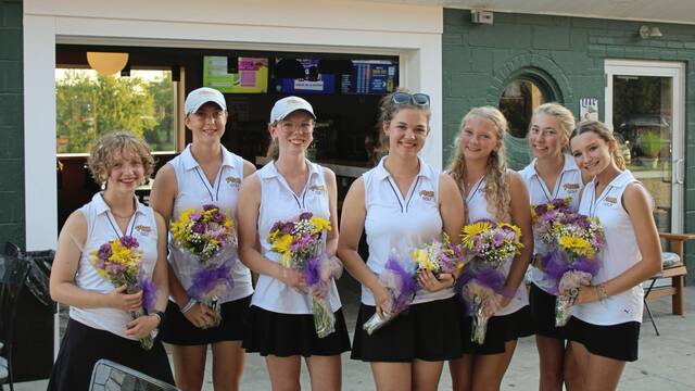 Plum girls golf continues improvement during 2nd WPIAL season