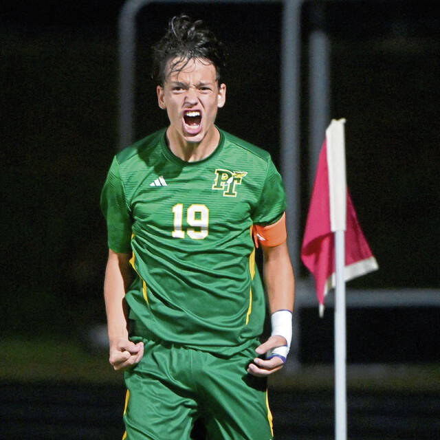 Penn-Trafford boys soccer team topples 1st-place Belle Vernon
