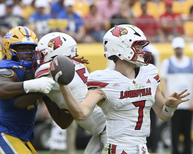 8903154_web1_ptr-PittLouisville12-092825