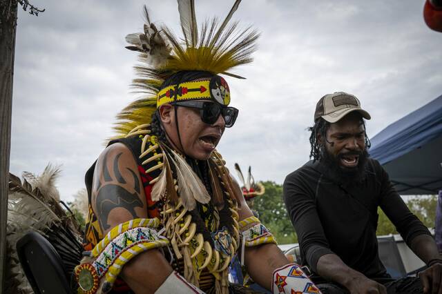 8903471_web1_vnd-powwow10-092825