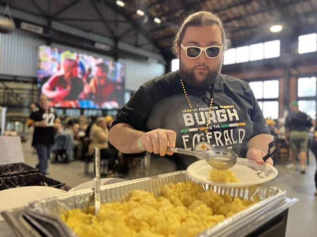 8904686_web1_vnd-watchparties-092925-01