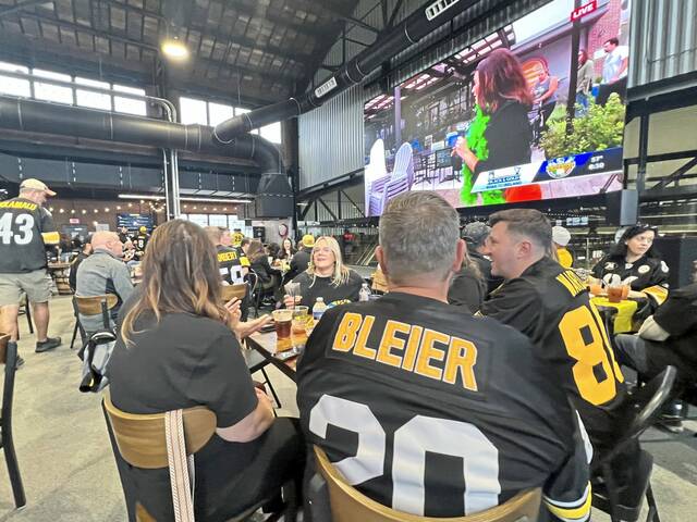 8904686_web1_vnd-watchparties6-092925