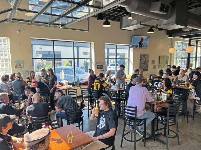 8904686_web1_vnd-watchparties9-localrem1-092925