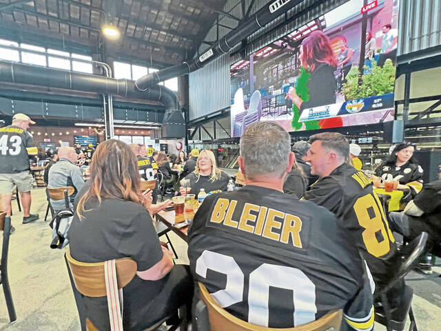 8905140_web1_vnd-watchparties6-092925