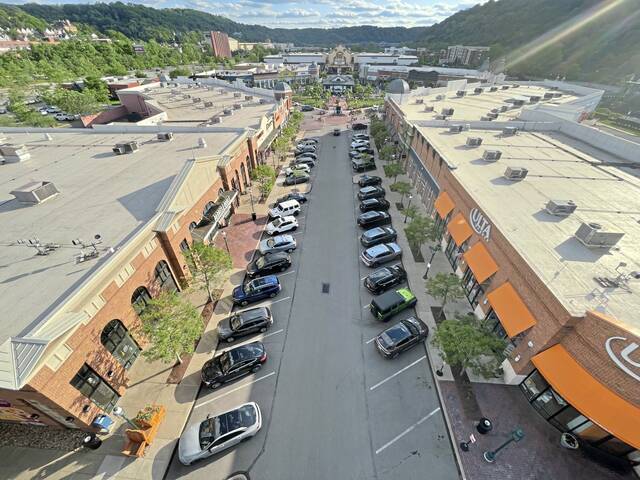 8908098_web1_PTR-View-of-The-Waterfront-development-Barnes-and-Noble-Ulta-from-Homestead-Grays-Bridge-2025