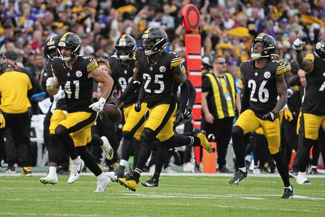 8909780_web1_2025-09-30T095213Z_1030521132_MT1USATODAY27209543_RTRMADP_3_NFL-DUBLIN-GAME-MINNESOTA-VIKINGS-AT-PITTSBURGH-STEELERS
